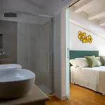 Luxury Maison Madre In The Historic Center Of *